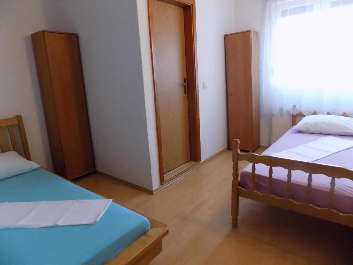 Apartment Lopar 10 Buitenkant foto