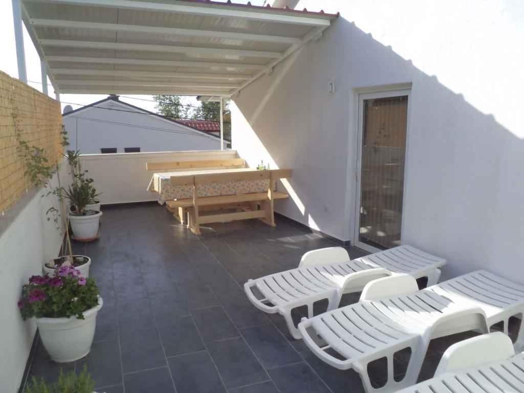 Apartment Lopar 10 Buitenkant foto